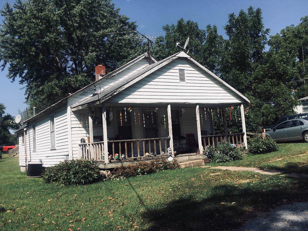 201 Solomon Street - Photo 1