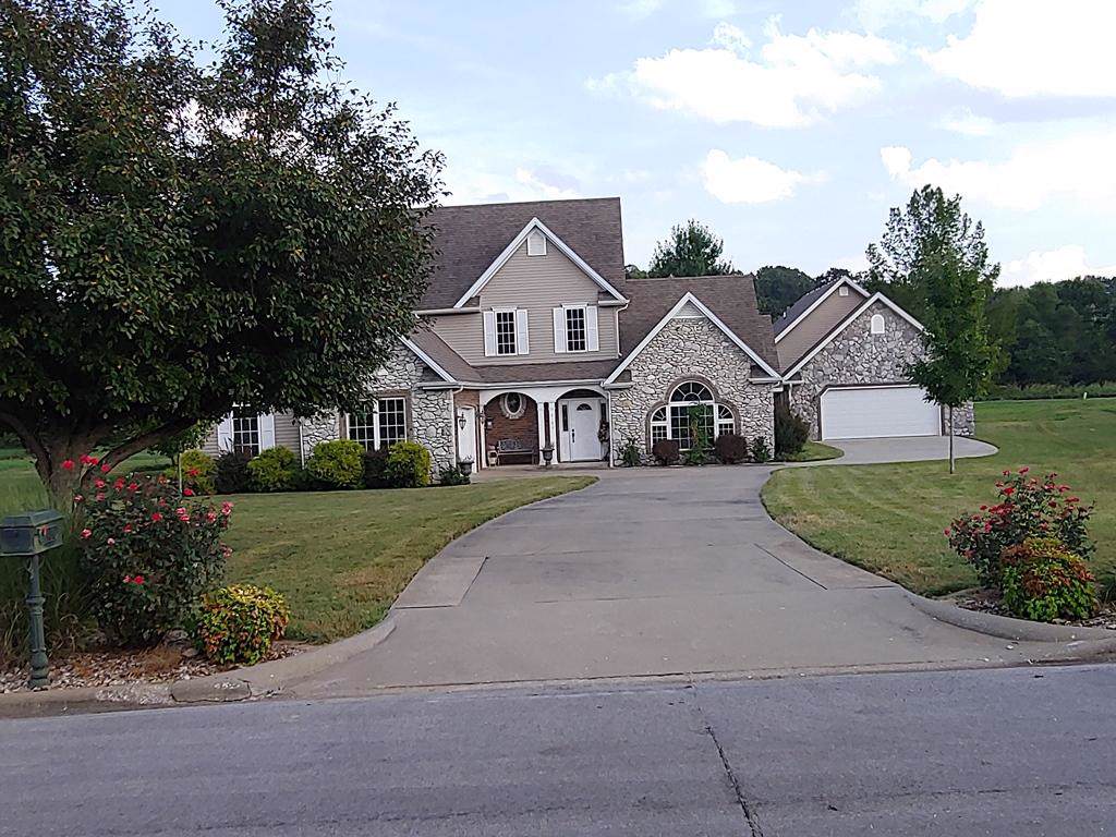 2180 Meadow Drive - Photo 1