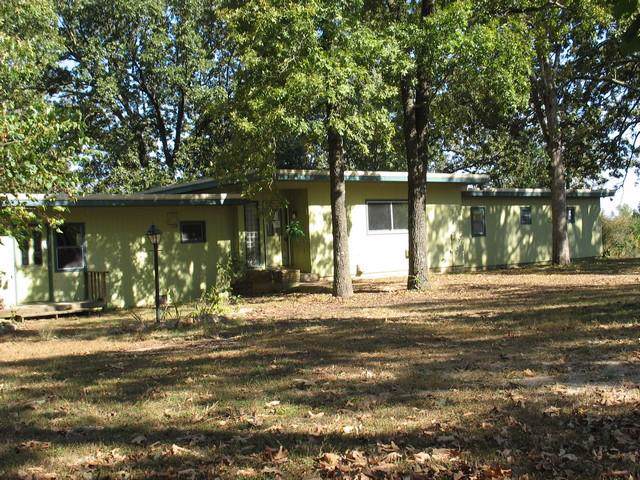 915 Welch Drive - Photo 1