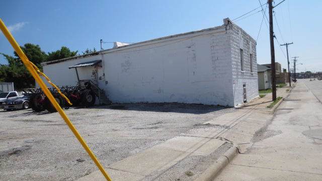 823 Commercial Street - Photo 1