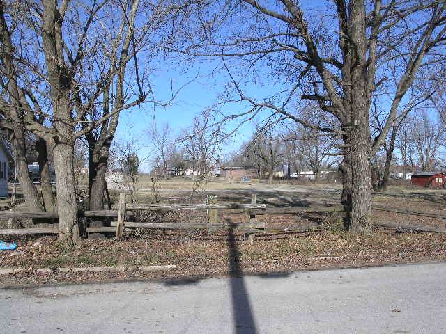 712 3rd Street - Photo 1