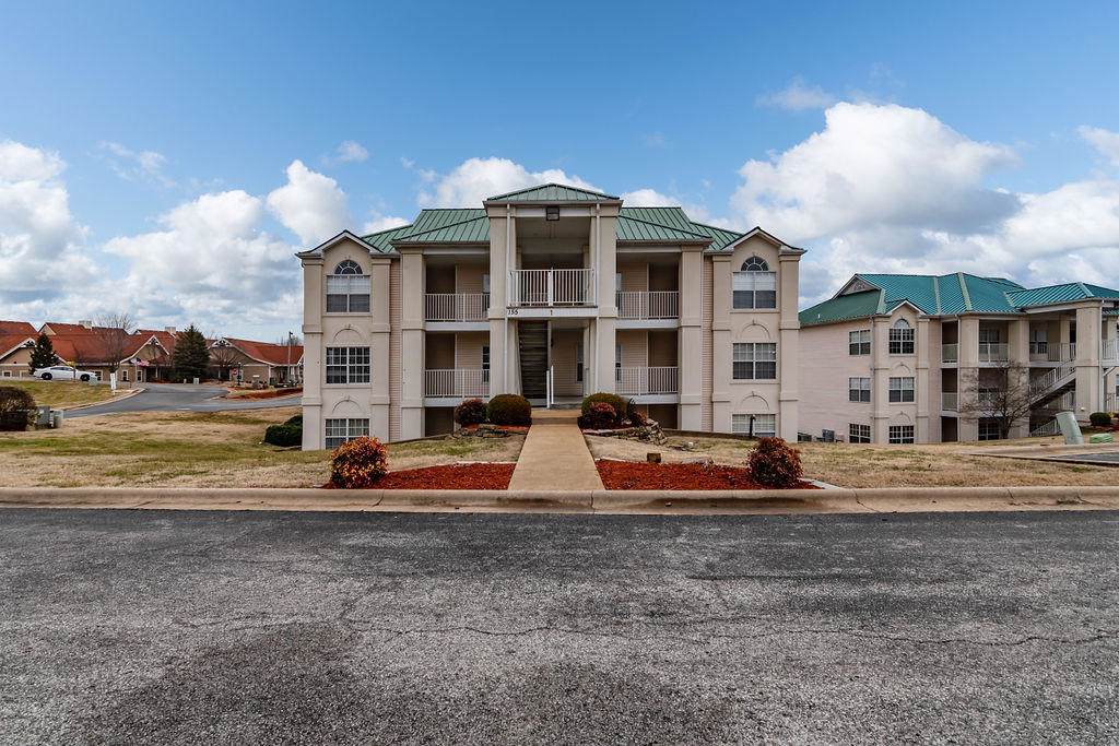 155 Meadow Brook Lane - Photo 1