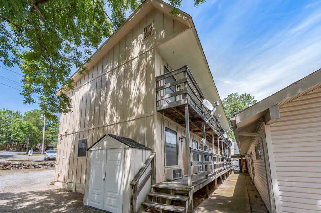 127 Lemongrass Lane - Photo 1