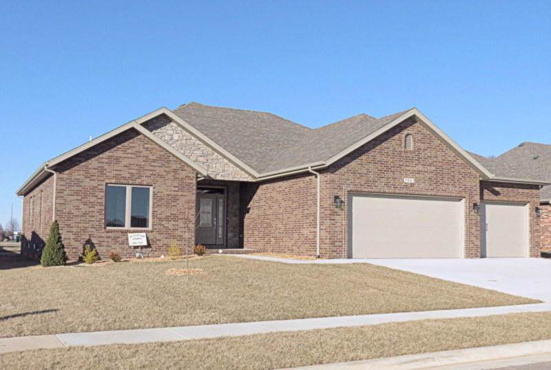 3563 Whiteside Street - Photo 1