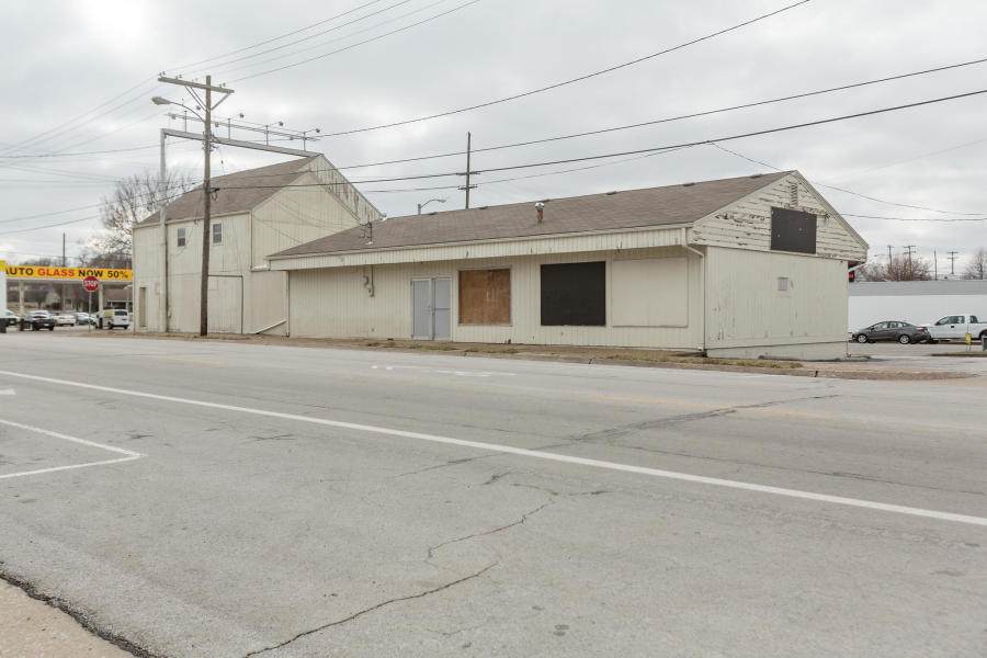 200 Glenstone Avenue - Photo 1