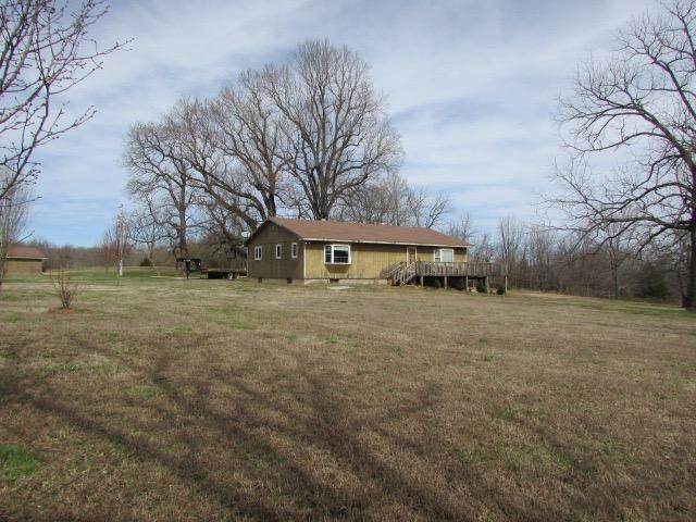 1205 County Road 6420 - Photo 1