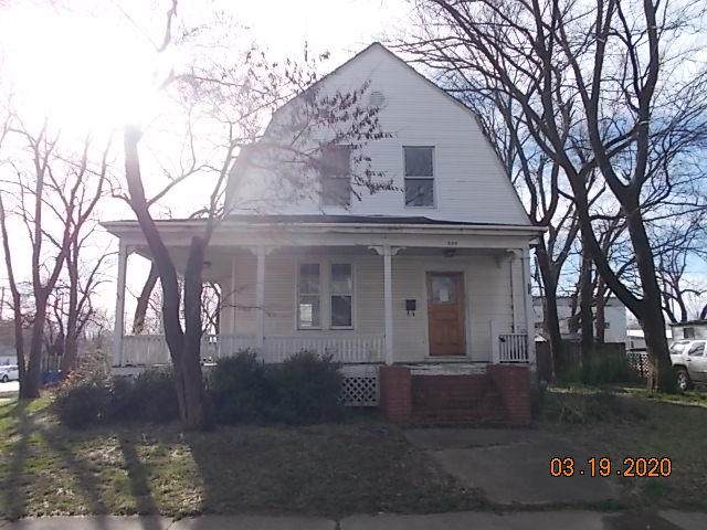 320 Connor Avenue - Photo 1