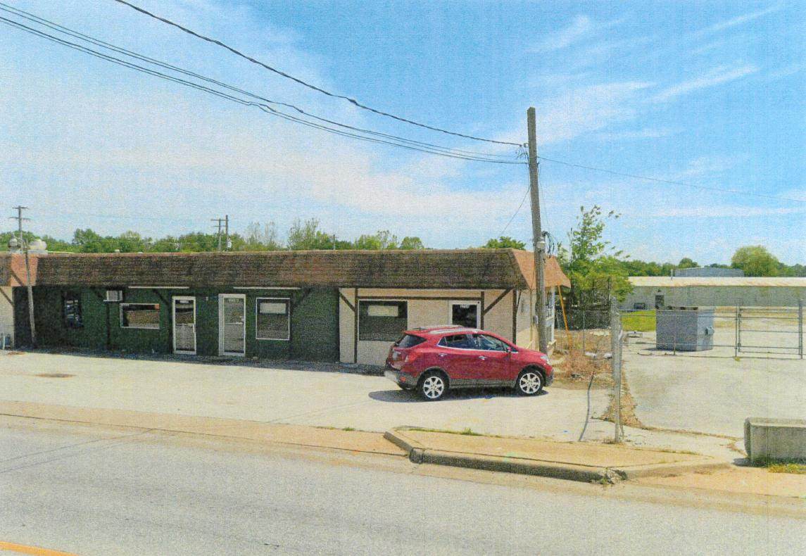 2754-A&B Division Street - Photo 1 2754-A&B Division Street - Photo 1