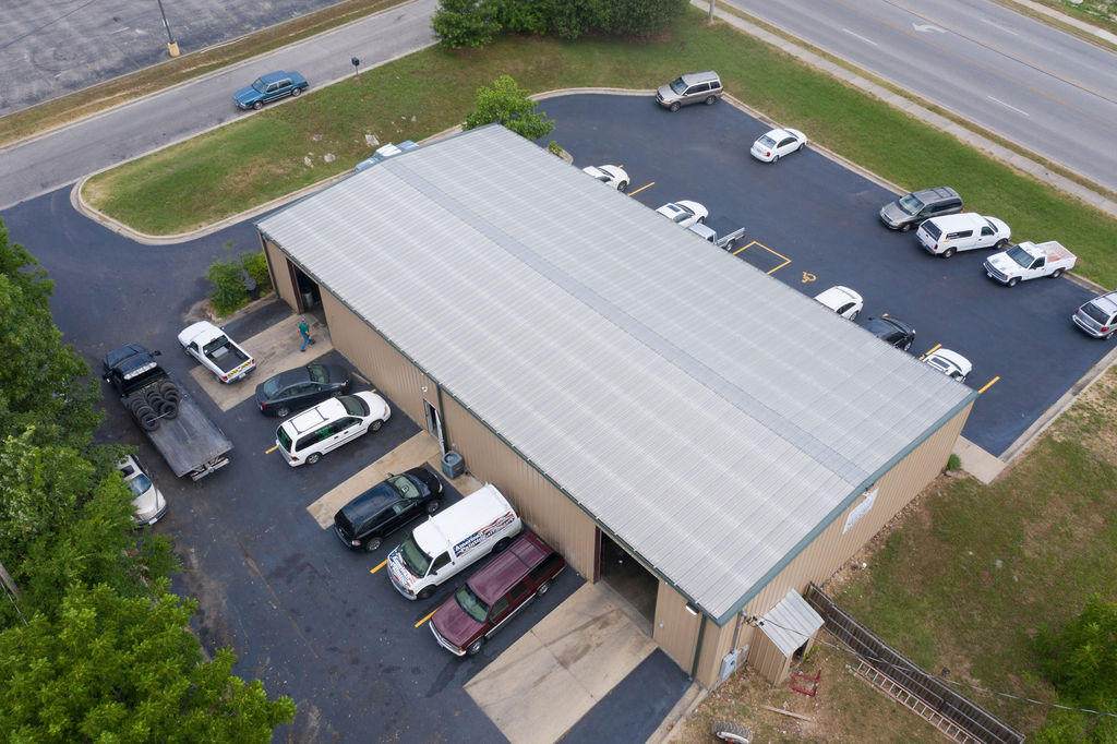 225 Shepherd Of The Hills Expressway - Photo 1