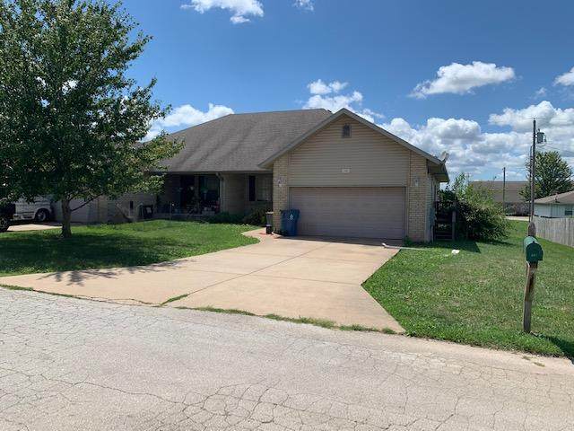 133 135 Terrace Court - Photo 1