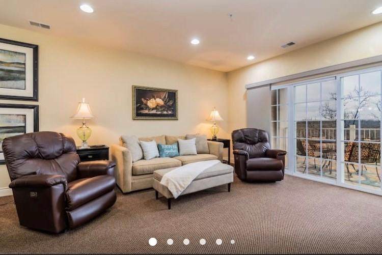 201 Prairie Dunes Drive - Photo 1