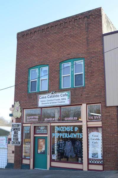 108 Main Street - Photo 1