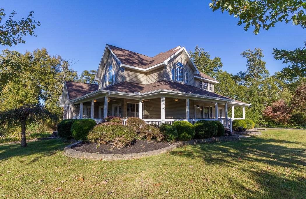 101 Oak Forest - Photo 1
