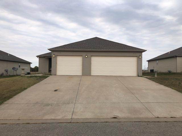 401 Summit Street - Photo 1