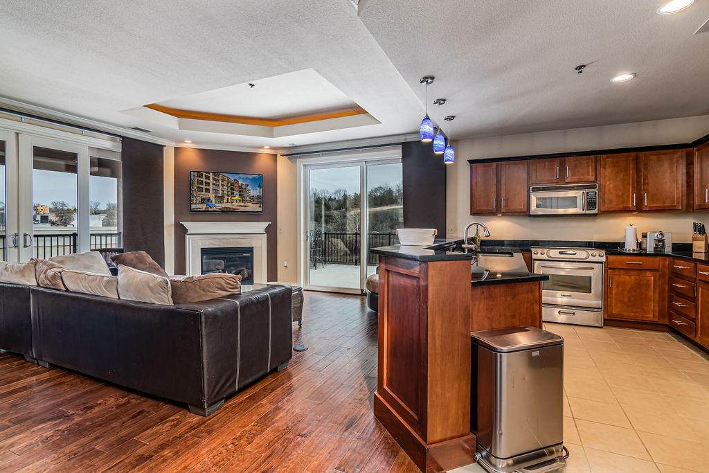 9201 Branson Landing Boulevard - Photo 1