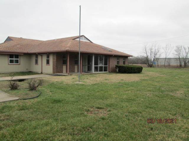 4301 Doniphan Drive - Photo 1