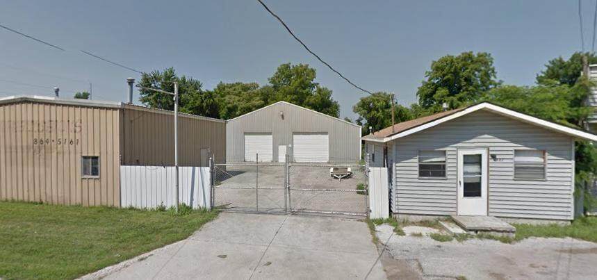 1805 Division Street - Photo 1