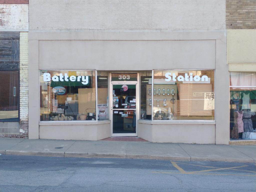 303 Washington Ave - Photo 1