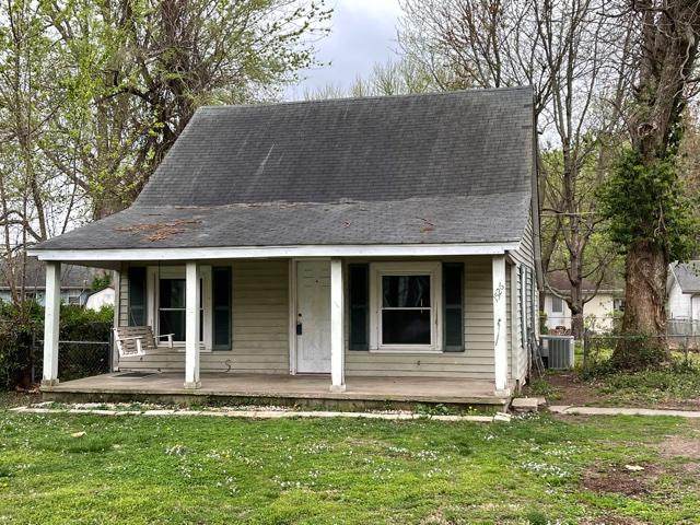 1526 Whiteside Street - Photo 1