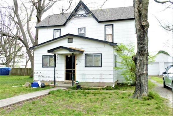 102 Euclid Avenue - Photo 1
