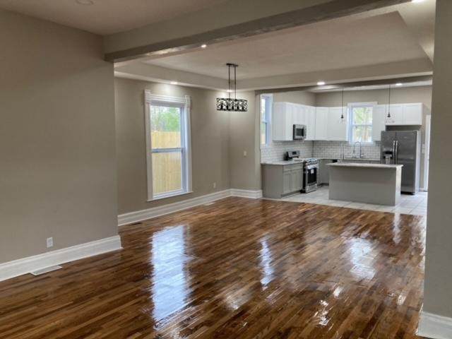 1841 Broadway Avenue - Photo 1