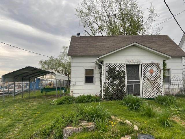 218 Lake Street - Photo 1