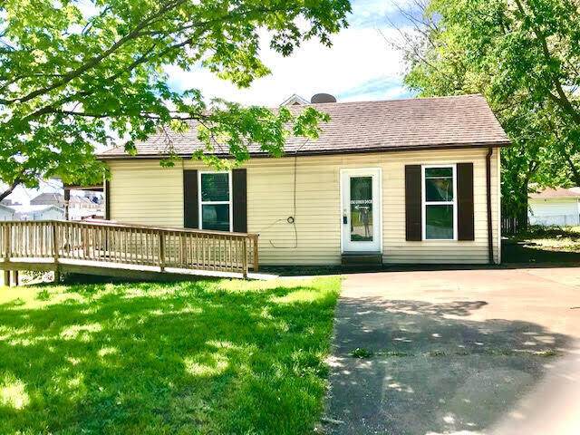 945 Campbell Avenue - Photo 1