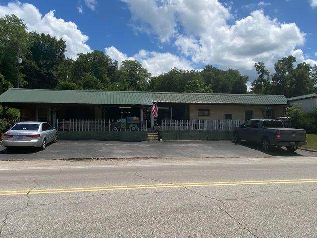 102 Walnut Street - Photo 1
