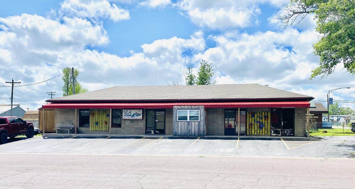 407 Ozark Street - Photo 1