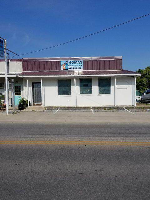 205 North Jefferson Street - Photo 1