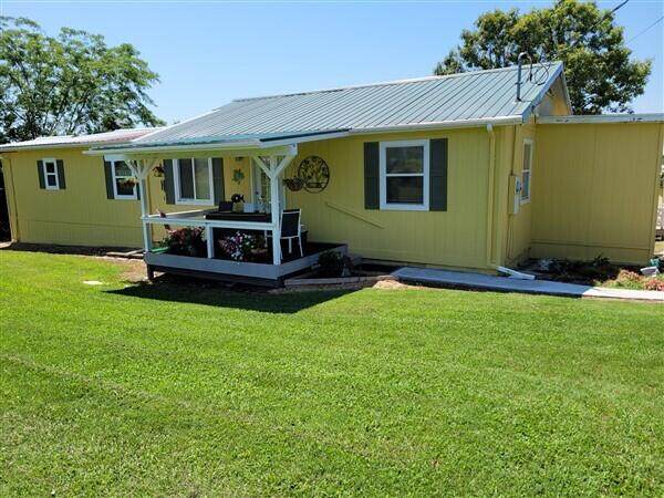 5553 State Highway W - Photo 1