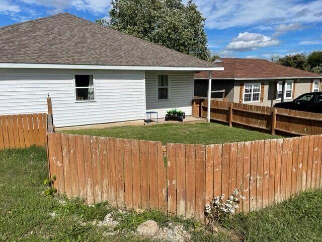 1071 4th Street - Photo 1