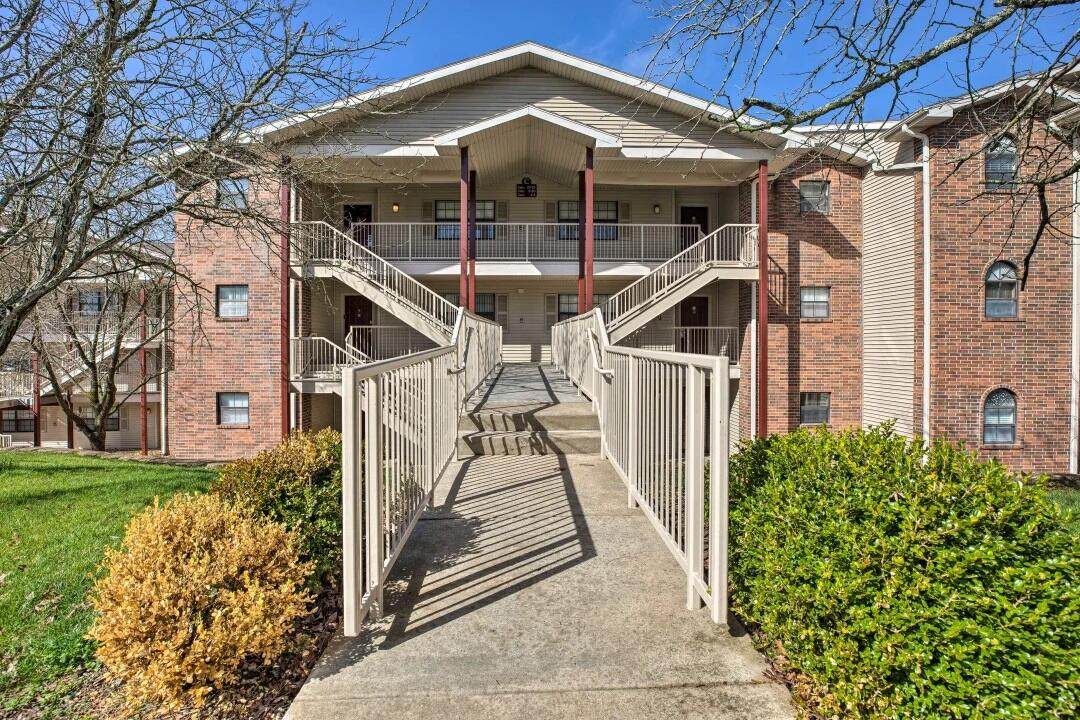 350 South Wildwood Drive - Photo 1