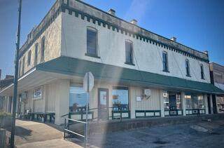 100 Oak Street - Photo 1