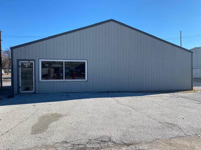 1401 Illinois Avenue - Photo 1