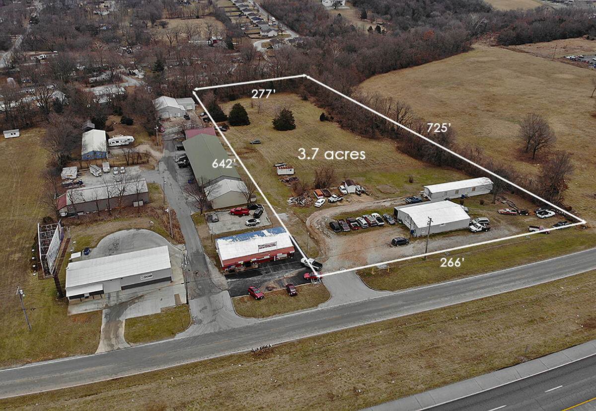 1350 18th Street - Photo 1