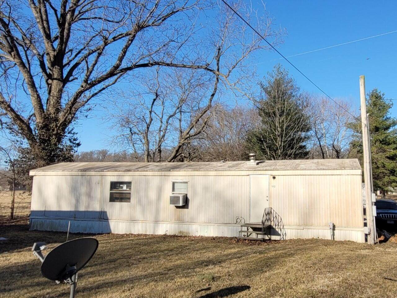 1202 Saginaw Road - Photo 1