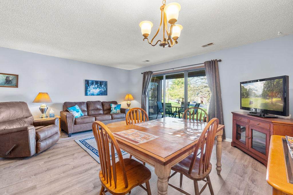 169 Troon Drive - Photo 1