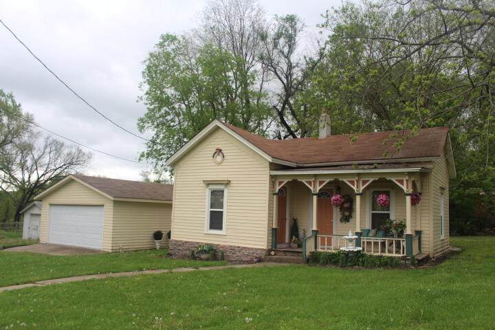 304 Ohio Street - Photo 1