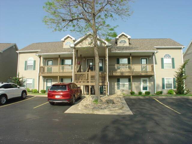 570 Abby Lane - Photo 1
