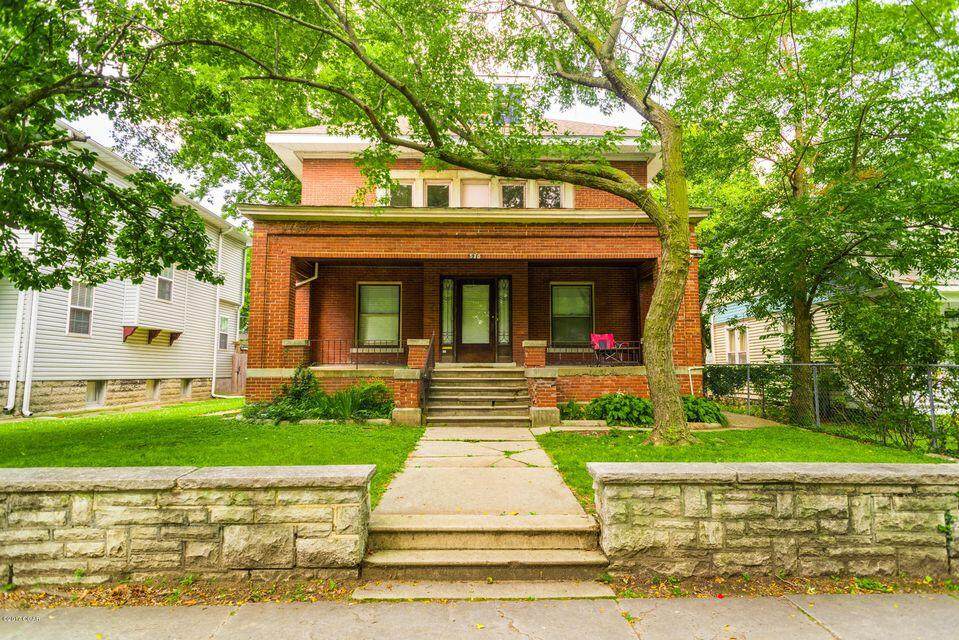 520 Jackson Avenue - Photo 1