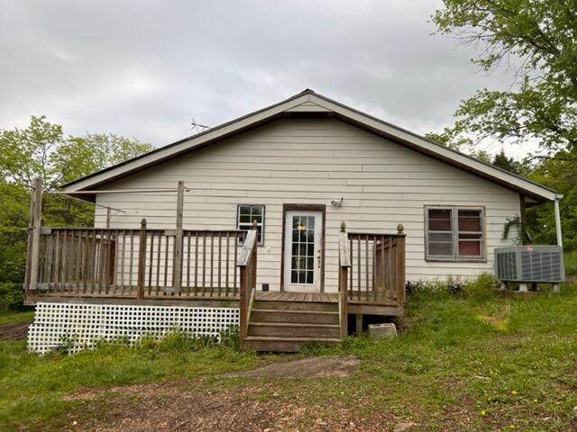747 Crawley Way - Photo 1