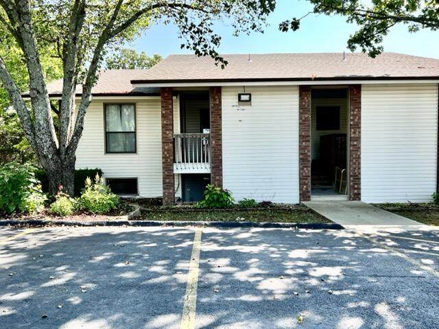 124 Grandview Drive - Photo 1