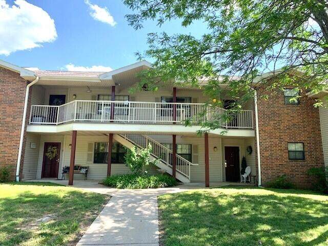 350 Wildwood Drive - Photo 1