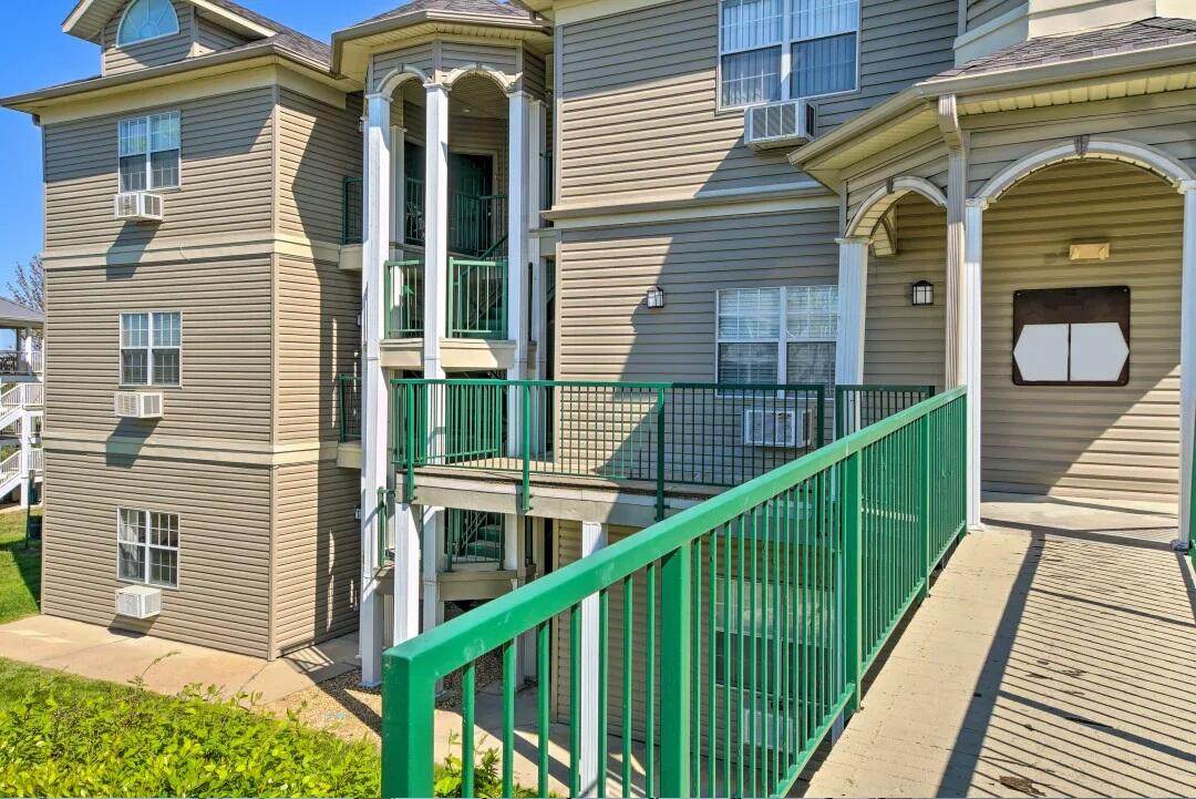 835 Fairview Street - Photo 1