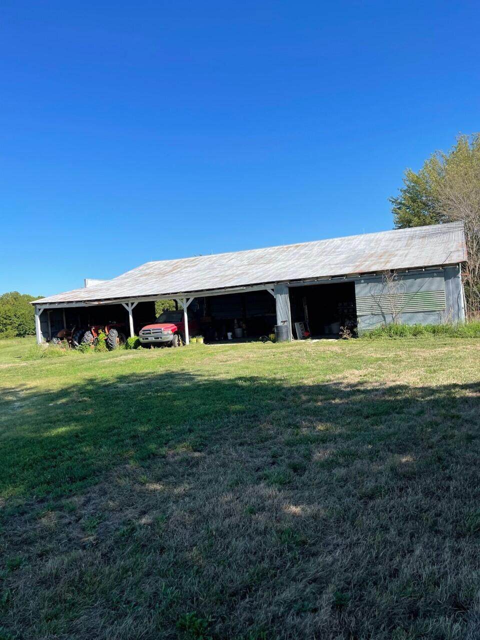 746 60th Road - Photo 1