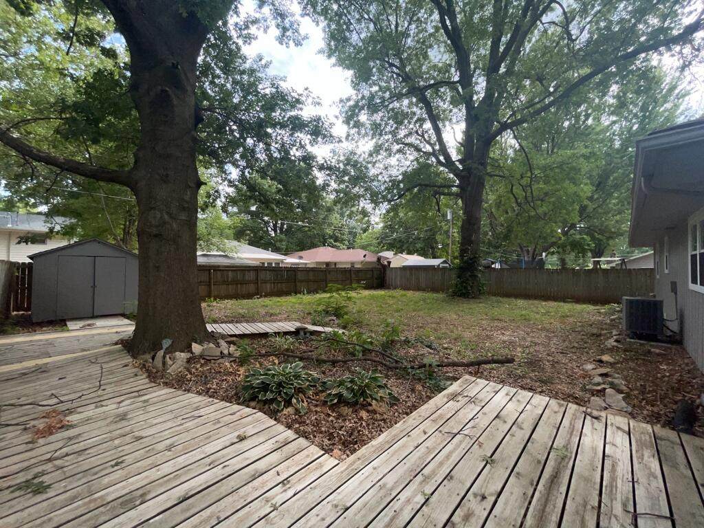 810 Rosebrier Street - Photo 1