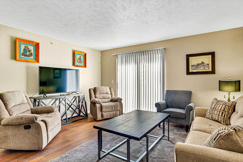 2961 Vineyards Parkway - Photo 1