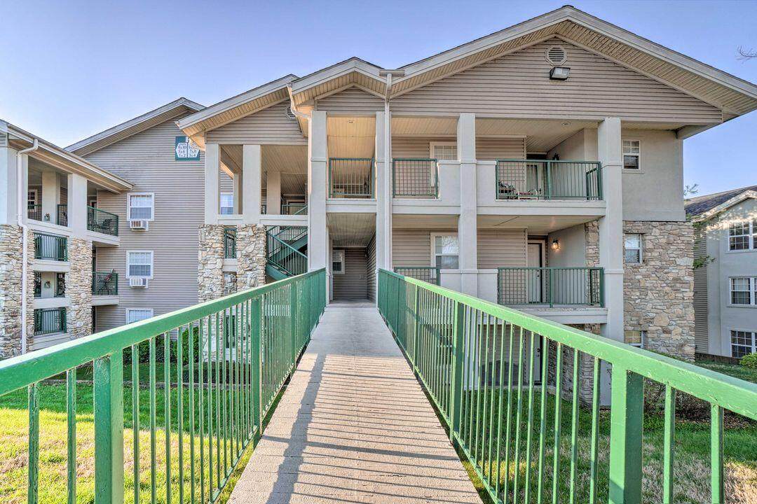 160 Rockford Drive - Photo 1