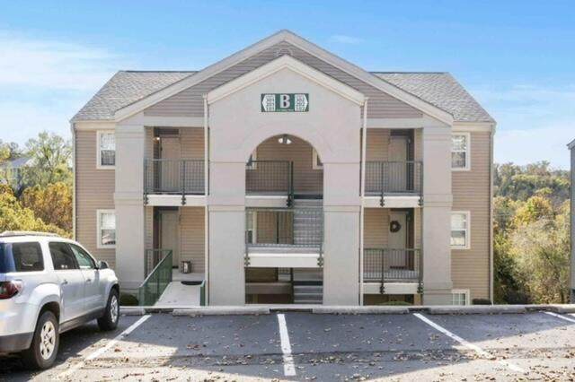 515 Valley View - Photo 1